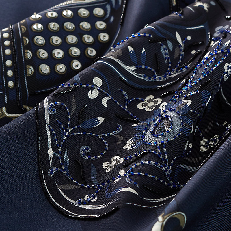 Tous en Selle embroidered scarf 90 - Blue | Hermès Mainland